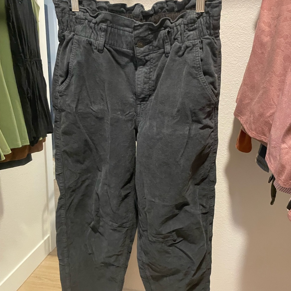 American Eagle Women’s Black Cargo Pants